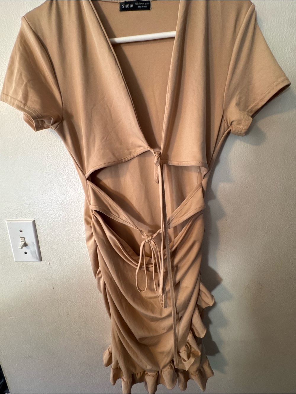 SHEIN Beige Asymmetrical Cutout Tie-Waist Ruffled Dress